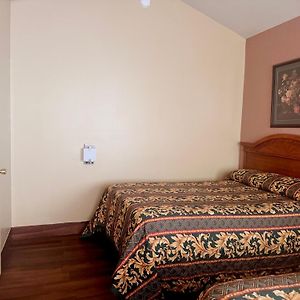 Payless Inn